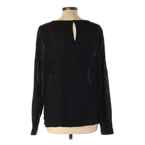 Halogen Blouse ~ Black Long Sleeve with Front Tuxedo Pleats ~ Size Large - Picture 2 of 7